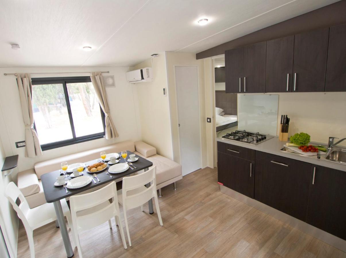 Mobile Homes Solaris Vacanceselect 希贝尼克 外观 照片